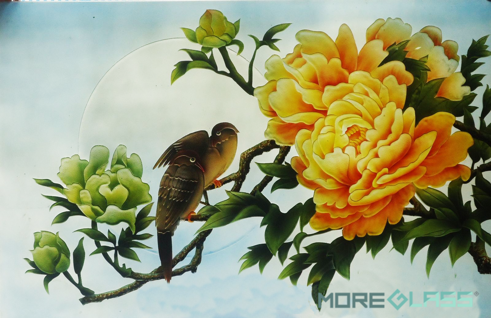 Mẫu tranh kính điêu khắc hoa mẫu đơn phong thủy với mong muốn mang lại tài lộc, may mắn cho gia chủ tranh kính